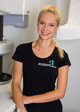 Nina Schaumann - Zahnmedizinische Fachangestellte